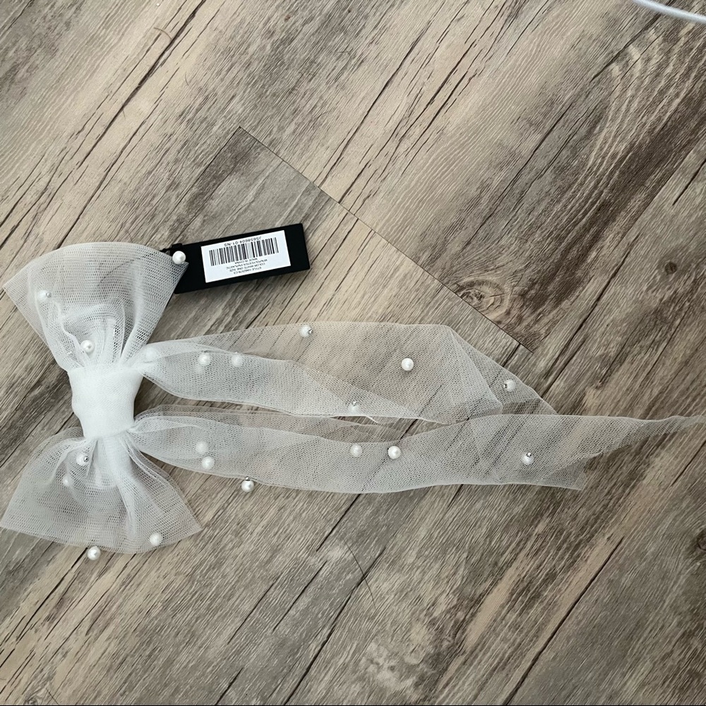 Lulus Pearl Bridal Bow